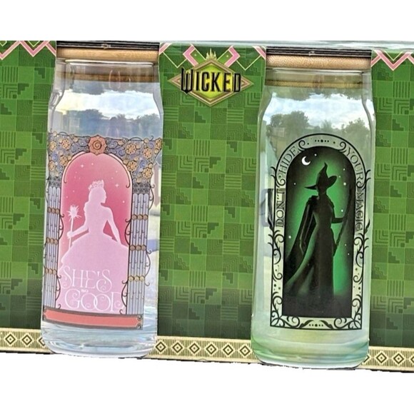 Glinda & Elphaba-Wicked 16oz Glass Tumblers With Bamboo Lid, NIB Silver Buffalo - Picture 4 of 7